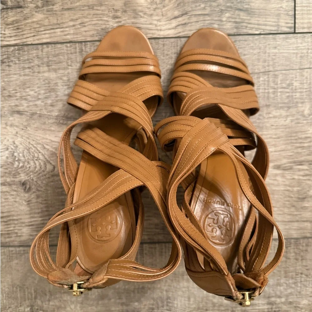 Tory Burch tory burch